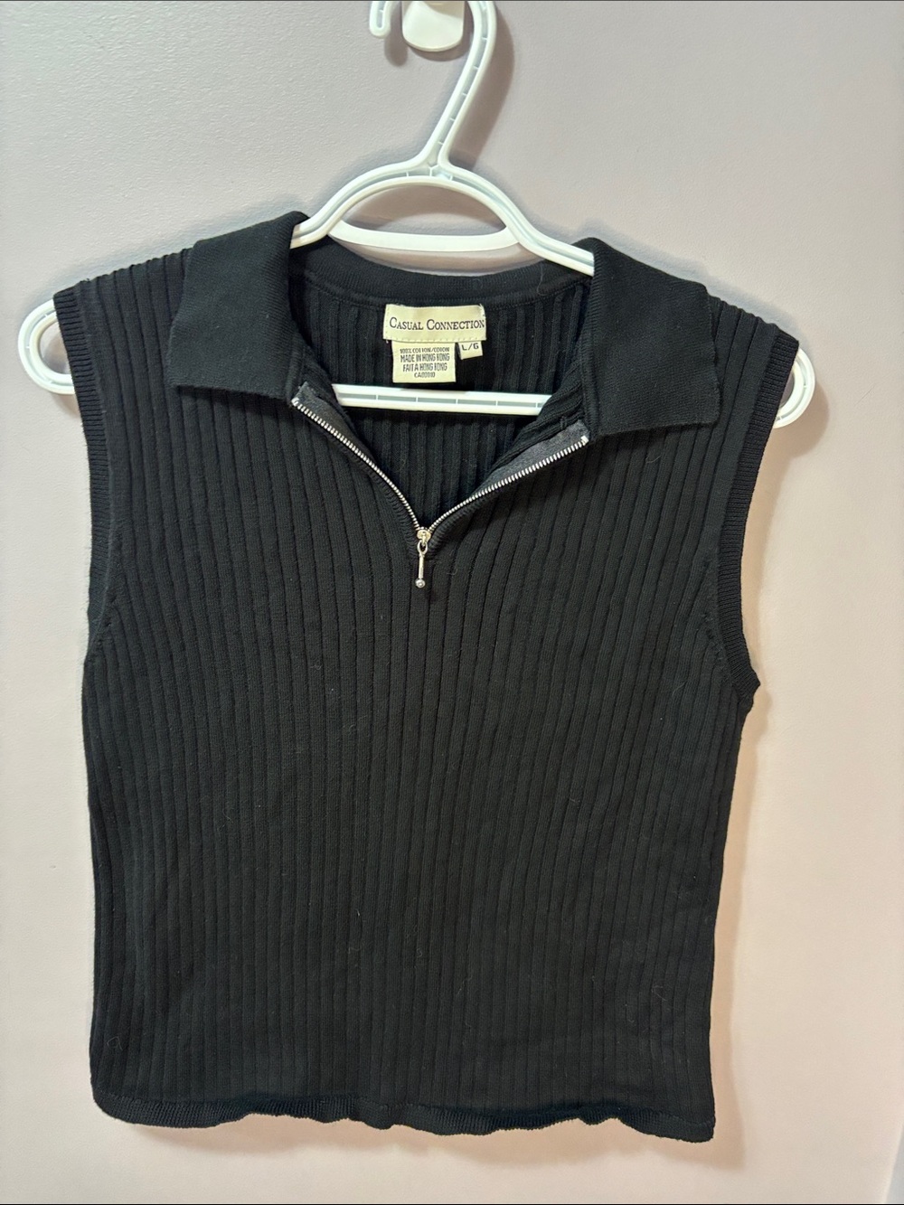 Vintage Black Ribbed Quarter Zip Sleeveless Sweater Vest Tank Top
